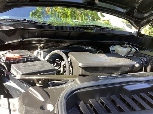 Used 2019 Chevrolet Silverado 1500 Custom w/ Custom Value Package AWD/4WD image 23