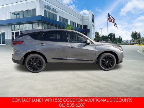 Used 2025 Acura RDX SH-AWD image 3