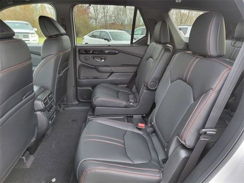 New 2025 Honda Pilot TrailSport image 14