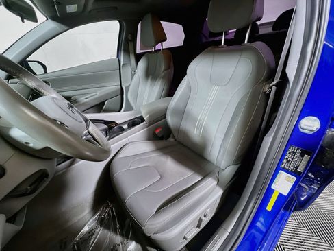 Used 2021 Hyundai Elantra SEL w/ Convenience + Premium Package FWD image 18