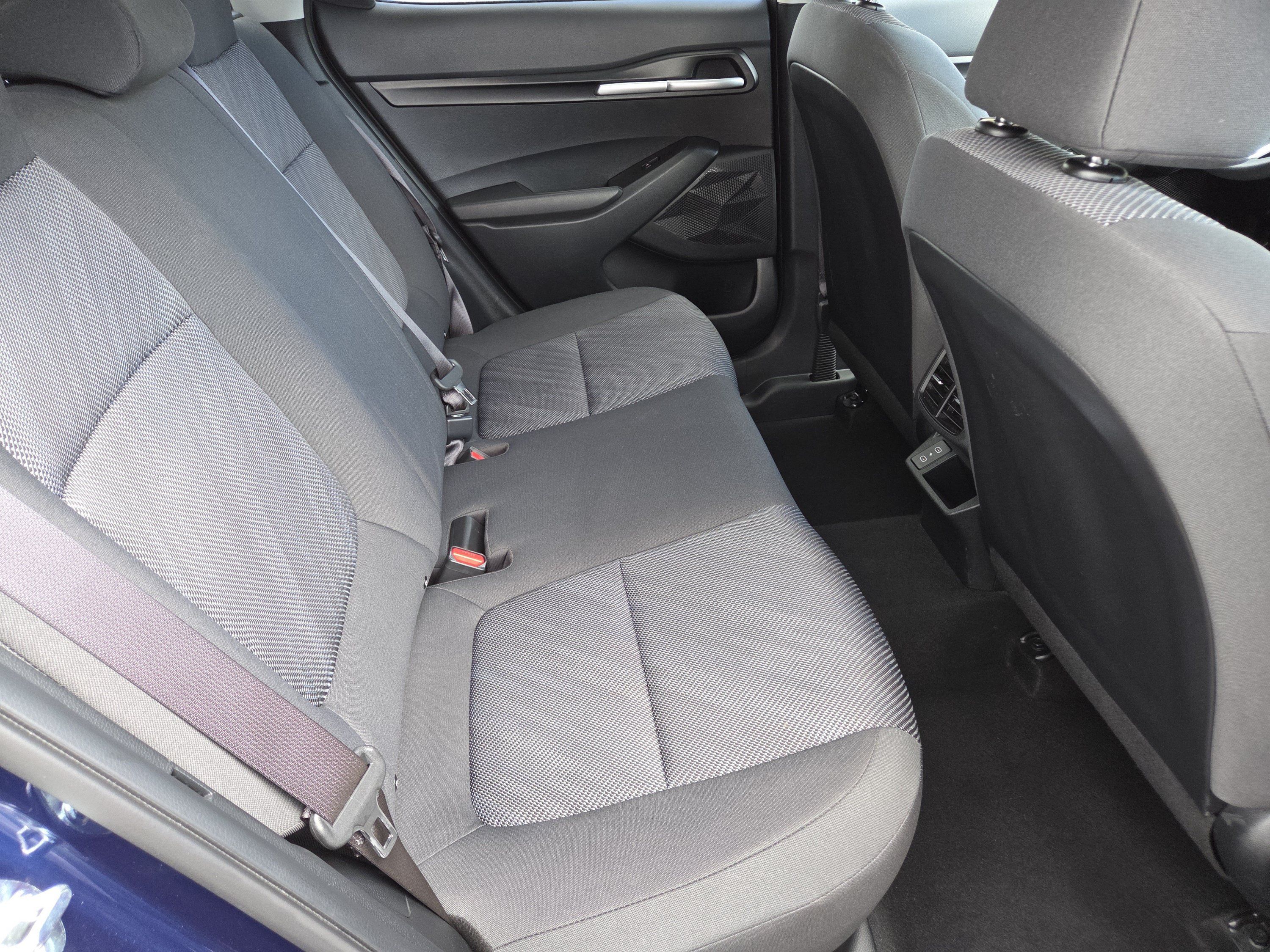 Used 2026 Kia Seltos LX AWD/4WD image 24
