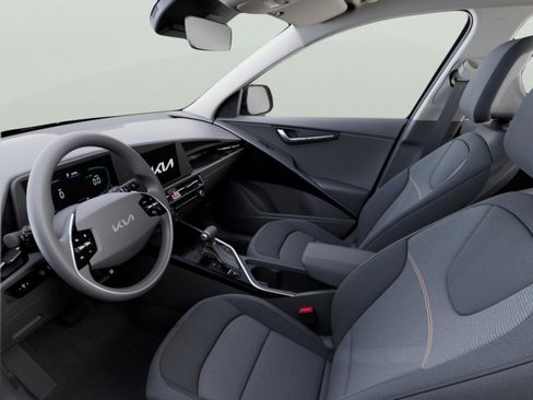 New 2026 Kia Niro LX FWD image 13