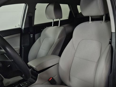 Used 2021 Hyundai Tucson SEL FWD image 19