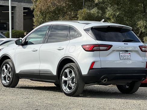 Used 2025 Ford Escape ST-Line w/ Tech Pack #1 image 6