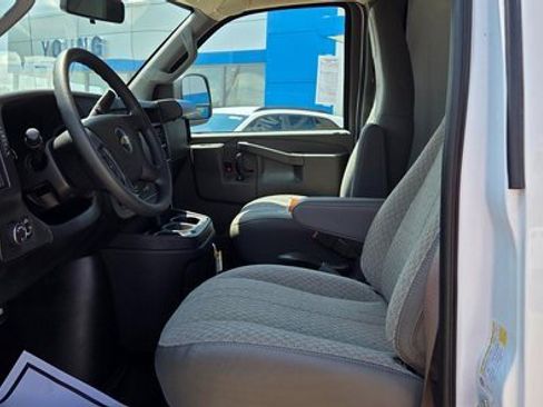 New 2025 Chevrolet Express 3500 w/ Power Convenience Package image 11