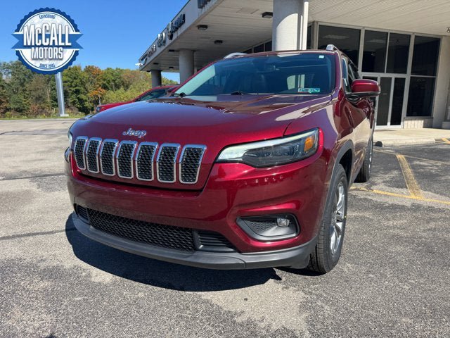 Used 2019 Jeep Cherokee Latitude Plus w/ Comfort/Convenience Group AWD/4WD image 1