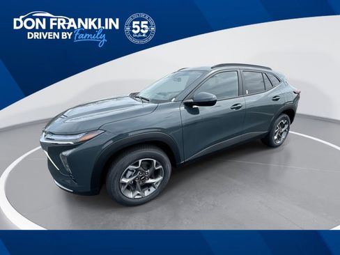 New 2026 Chevrolet Trax LT image 1