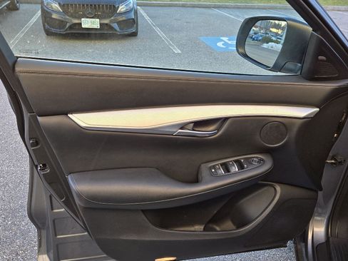 Certified 2020 INFINITI QX50 Luxe w/ Navigation Package image 10