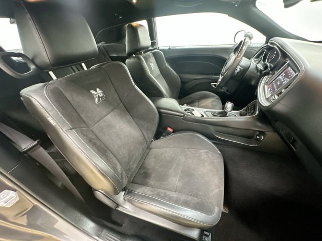Used 2020 Dodge Challenger R/T Scat Pack w/ Dynamics Package RWD image 27