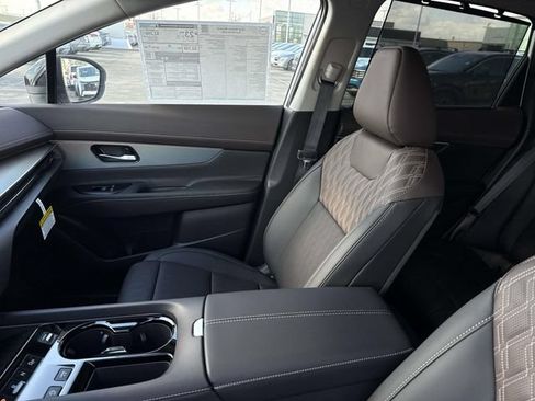 New 2026 Nissan Murano Platinum w/ Cargo Package AWD/4WD image 18