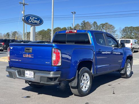 Used 2020 GMC Canyon SLE w/ SLE Convenience Package image 3