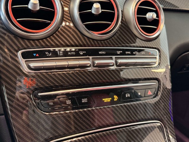 Certified 2021 Mercedes-Benz GLC 300 4MATIC image 29