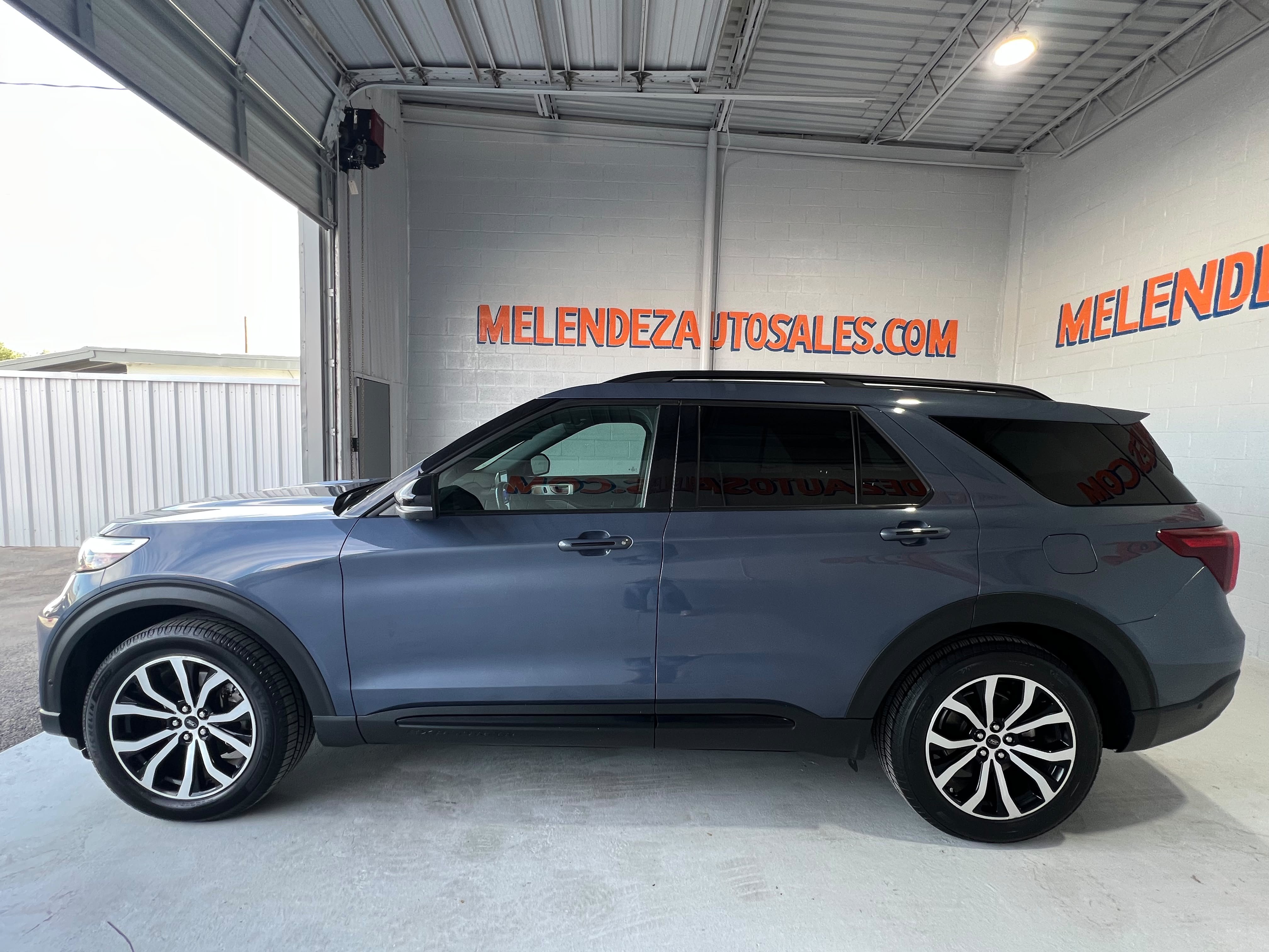 Used 2021 Ford Explorer ST w/ Equipment Group 401A AWD/4WD image 2