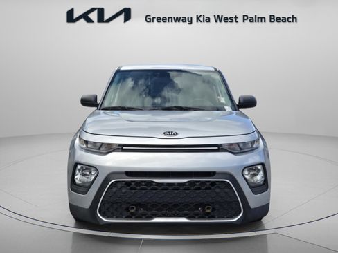 Used 2021 Kia Soul LX image 2