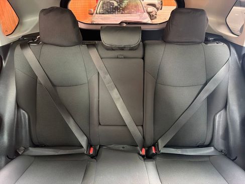 Used 2021 Toyota RAV4 LE image 27