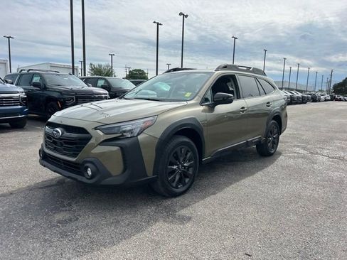 Used 2025 Subaru Outback Onyx Edition AWD/4WD image 7