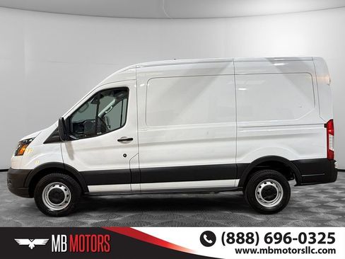 Used 2023 Ford Transit 250 Medium Roof image 7