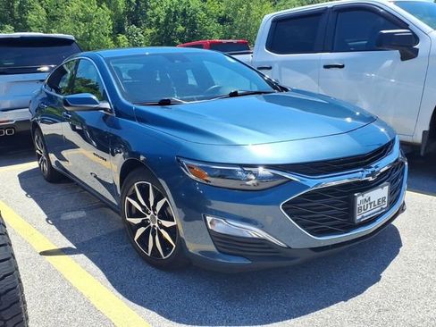 Used 2025 Chevrolet Malibu RS FWD image 4