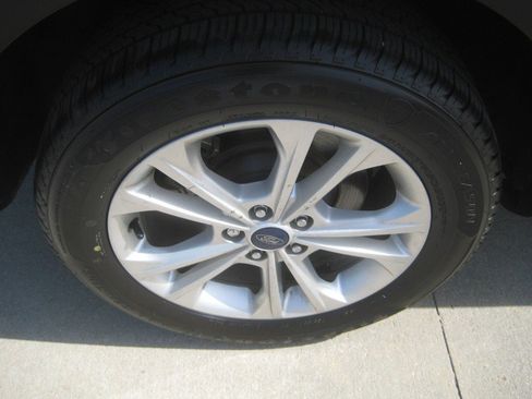 Used 2018 Ford Escape S FWD image 8