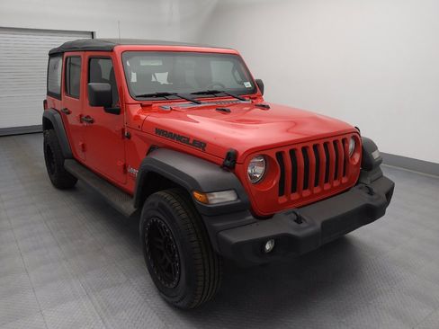 Used 2018 Jeep Wrangler Unlimited Sport AWD/4WD image 13