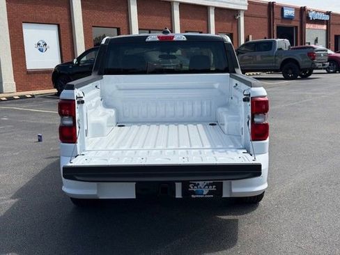 New 2025 Ford Maverick Lobo image 37