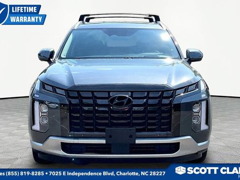 Used 2023 Hyundai Palisade Limited AWD/4WD image 2
