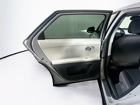 Used 2024 Hyundai Ioniq 5 SEL RWD image 27