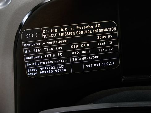 Used 2009 Porsche 911 Carrera 4S AWD/4WD image 40