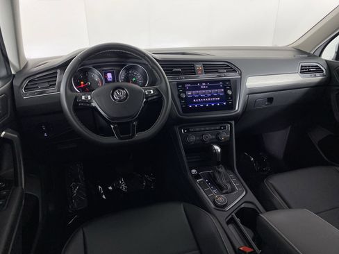 Used 2021 Volkswagen Tiguan SEL image 45
