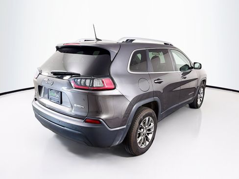Used 2019 Jeep Cherokee Latitude Plus w/ Cold Weather Group AWD/4WD image 9