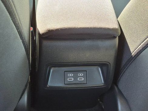 Used 2024 Toyota Corolla LE FWD image 16