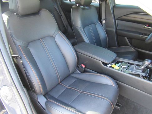 Used 2024 MAZDA CX-50 AWD 2.5 Turbo w/ Premium Pkg image 10
