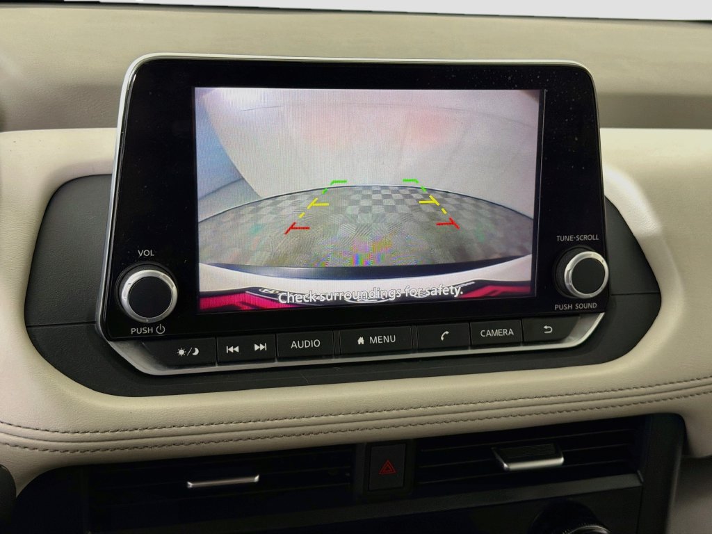 Used 2023 Nissan Rogue SV FWD image 18