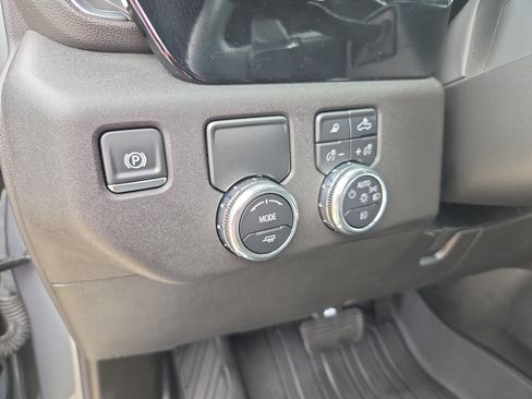 Used 2026 GMC Sierra 1500 Elevation w/ Elevation Premium Package RWD image 17