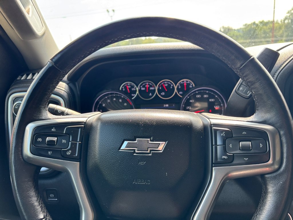 Used 2022 Chevrolet Silverado 1500 RST w/ Safety Package AWD/4WD image 17
