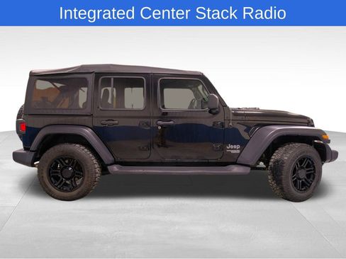 Used 2020 Jeep Wrangler Unlimited Sport S image 9