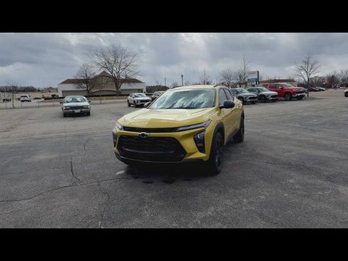 Used 2024 Chevrolet Trax ACTIV w/ Driver Confidence Package image 27
