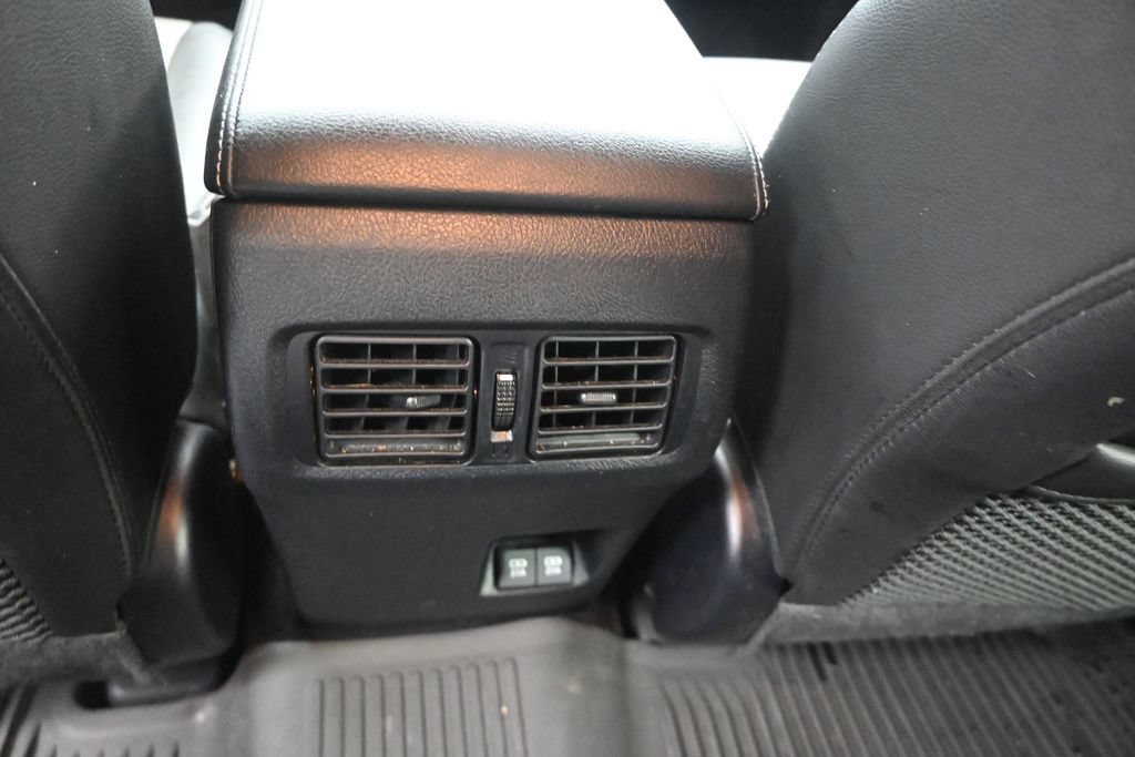Used 2021 Toyota 4Runner SR5 Premium w/ Moonroof Package RWD image 18