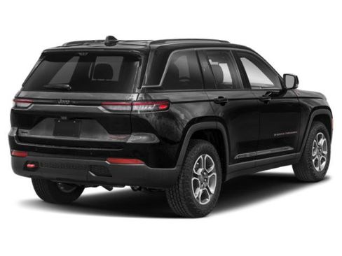 Used 2022 Jeep Grand Cherokee Trailhawk w/ ADV Protech Group II image 5