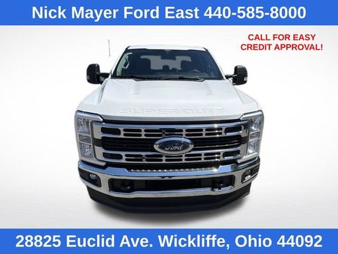 Used 2025 Ford F250 XLT AWD/4WD image 2