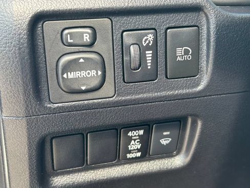 Used 2022 Toyota 4Runner SR5 Premium w/ Moonroof Package RWD image 27