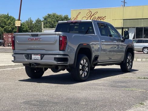 Used 2024 GMC Sierra 2500 Denali w/ Denali Reserve Package AWD/4WD image 38