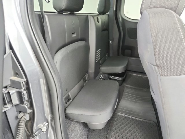 Used 2022 Nissan Frontier SV w/ Technology Package RWD image 35