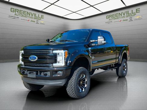 Used 2019 Ford F350 Lariat w/ Lariat Ultimate Package image 2