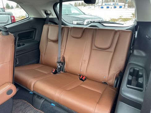 Used 2021 Subaru Ascent Touring w/ Popular Package #2A image 13