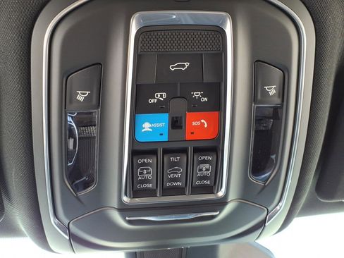 New 2026 Jeep Grand Cherokee Limited AWD/4WD image 14