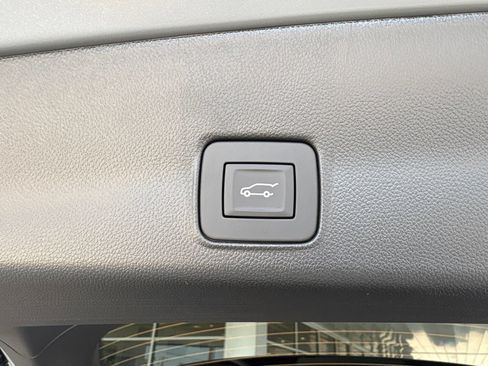 New 2026 Chevrolet TrailBlazer LT w/ Convenience Package FWD image 17