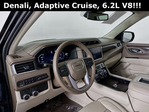 Used 2023 GMC Yukon XL Denali image 10