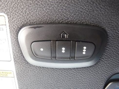 Certified 2022 Jeep Wrangler Unlimited Sahara image 33