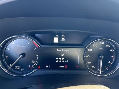 Used 2023 Cadillac XT4 Premium Luxury w/ Cold Weather Package image 8